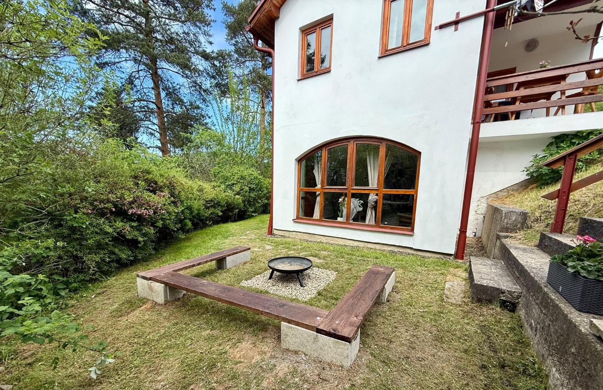Jitrenka Hébergement de vacances *
